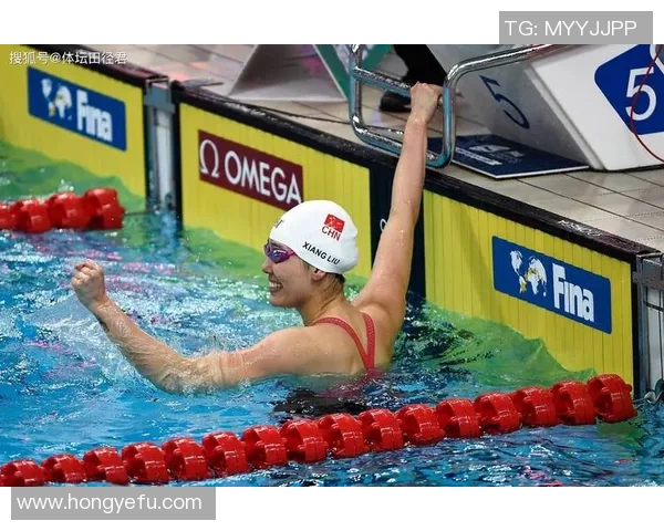 香港游泳运动员的奋斗与荣耀：从泳池到国际舞台的成长历程