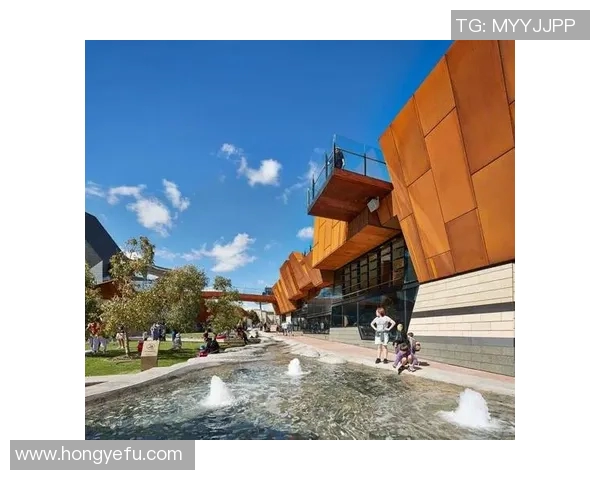 现代泳池设计理念探索与创新:打造完美水景空间的艺术与实践